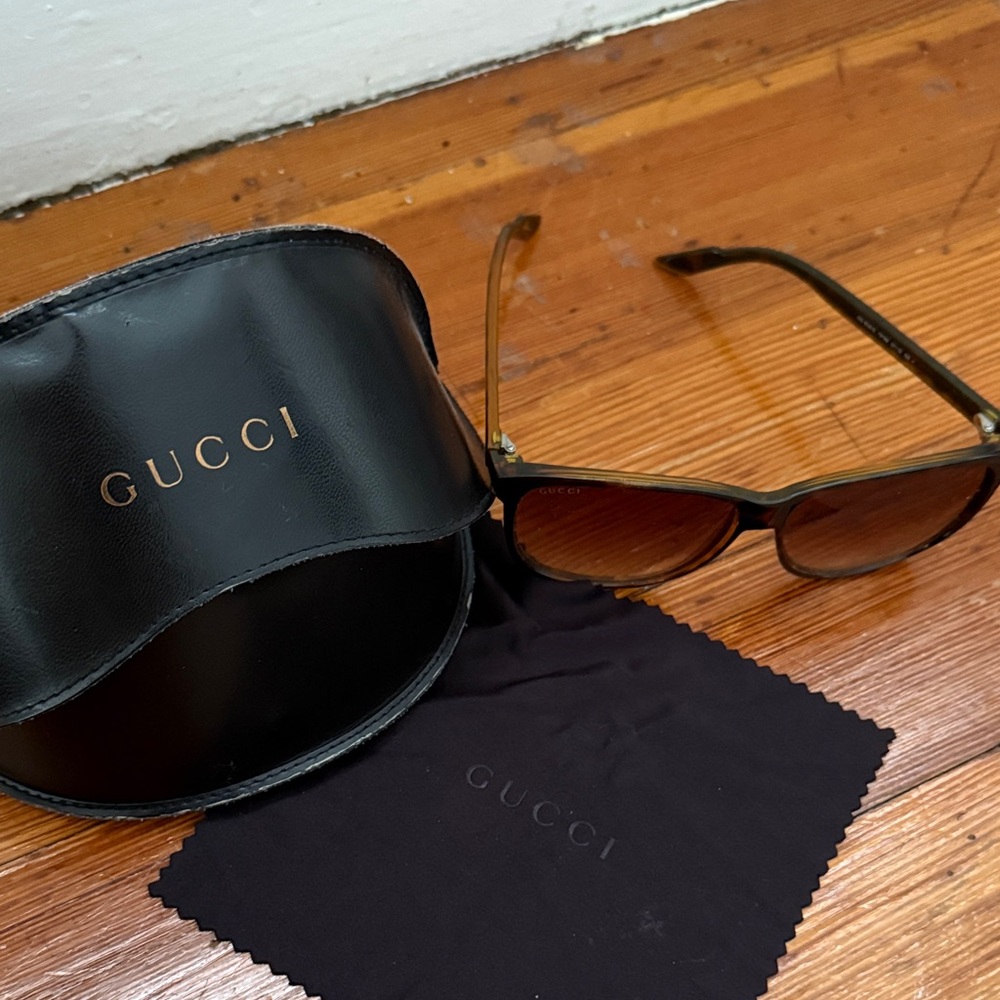 Gucci Men's Black Frame with Brown Gradient Lenses Sunglasses